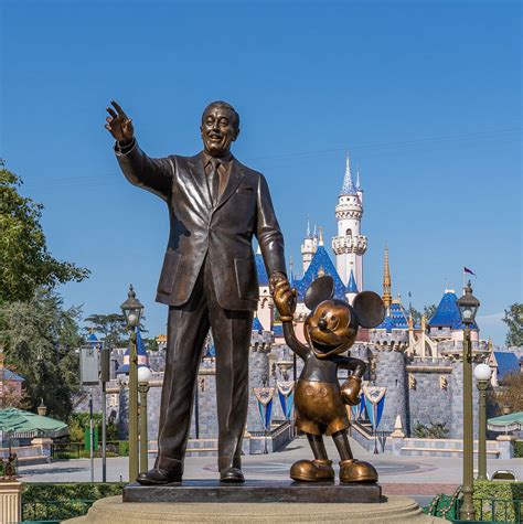Mickey mouse sculpture portraying magical moments
